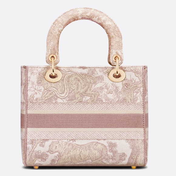 Dior MEDIUM LADY D-LITE BAG
Rose Des Vents Toile SOLD - Picture 3 of 16
